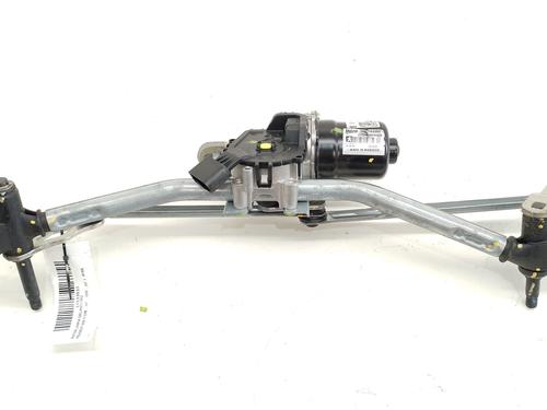Used Front wiper motor Front wiper motor PEUGEOT 208 II (UB_, UP_, UW_, UJ_) 1.2 PureTech 100 (101 hp) 34509260 34509260