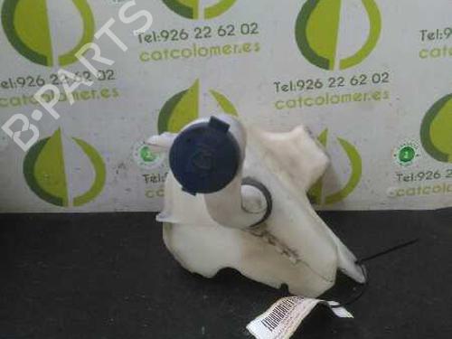 Used Windscreen washer tank FIAT GRANDE PUNTO (199_) 1.3 D Multijet (199.AXD11, 199.AXD1A, 199.AXD1B,... (90 hp) 7432546
