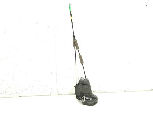 rear-left-lock-toyota-yaris-_p21_-_pa1_-_ph1_-2020-36278258 main image