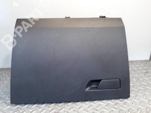 Used Glove box Glove box SEAT LEON ST (5F8) 2.0 TDI (150 hp) 8854814 8854814