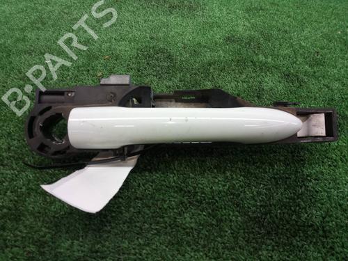 Used Front left exterior door handle RENAULT LAGUNA III (BT0/1) 1.5 dCi (BT00, BT0A, BT0T, BT1J) (110 hp) 17511598