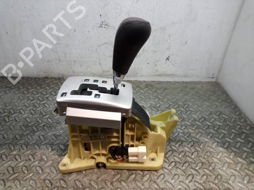 Used Gear lever HYUNDAI SONATA V (NF) 2.0 CRDi (140 hp) 16657810