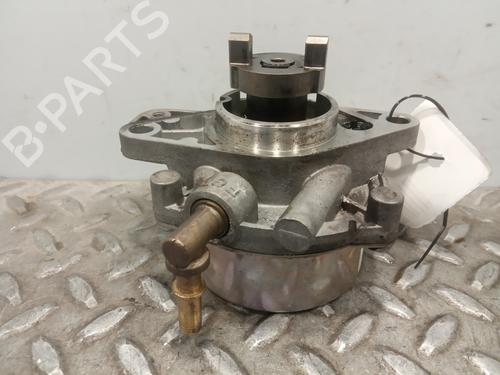 Used Vacuum pump FIAT GRANDE PUNTO (199_) 1.3 D Multijet (75 hp) 8368714