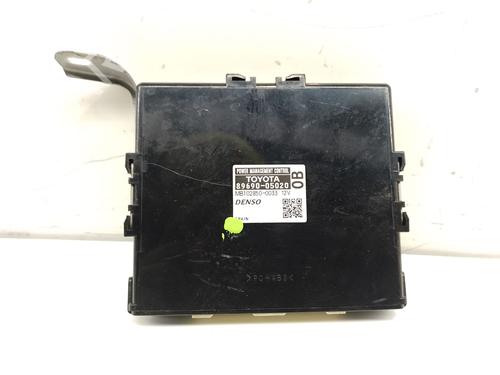 Used Electronic module TOYOTA AVENSIS Saloon (_T27_) [2008-2018]  24105644