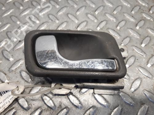 Used Front right interior door handle MITSUBISHI GALLOPER (JK-01) [1998-2003]  4074373