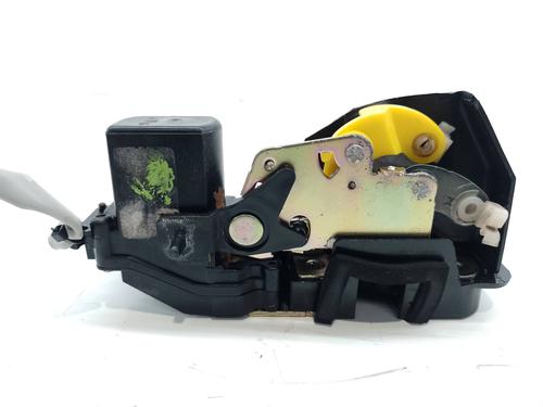 Rear right lock KIA CARENS II MPV (FJ)  | BP20480961C99 