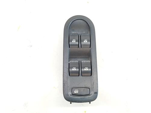 Used Left front window switch Left front window switch RENAULT MEGANE II Coupé-Cabriolet (EM0/1_) 1.5 dCi (EM1E) (106 hp) 36236804 36236804