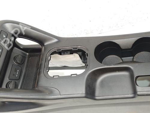 Middle console HYUNDAI ix35 (LM, EL, ELH) 1.7 CRDi | BP33621659I22 - Image 3