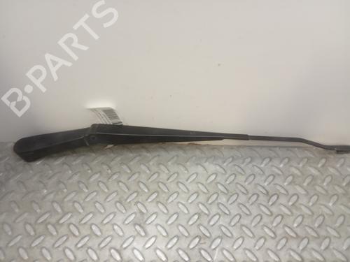 Used Front windshield wiper arm NISSAN PATHFINDER III (R51) 2.5 dCi (174 hp) 10110460