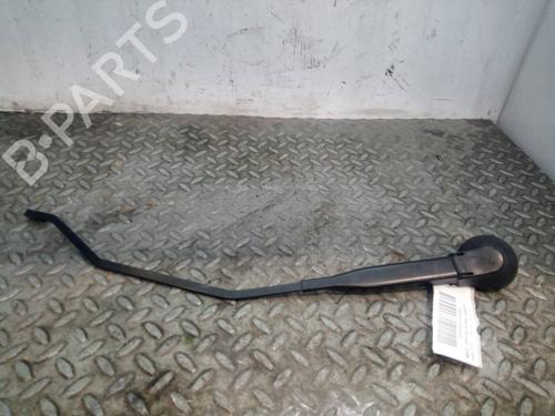 Used Front windshield wiper arm SMART FORTWO Coupe (450) 0.7 (450.352, 450.332) (61 hp) 16322075