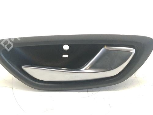 Used Front right interior door handle RENAULT MEGANE IV Hatchback (B9A/M/N_) 1.5 dCi 110 (B9A3) (110 hp) 30205529