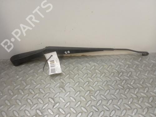 Used Front windshield wiper arm NISSAN PATHFINDER III (R51) 2.5 dCi (174 hp) 10110461