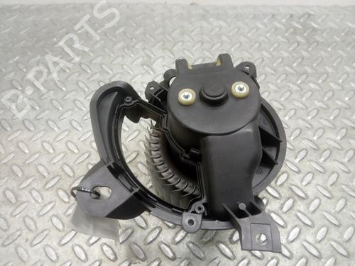 Used Heater blower motor FIAT LINEA (323_, 110_) 1.3 D Multijet (323AXB11, 323AXB1A) (90 hp) 9233358