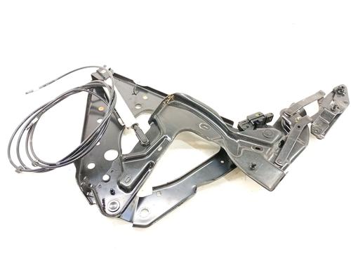 hingedoor-check-strap-renault-megane-ii-coupe-cabriolet-em01_-2003-2004-2005-2006-2007-2008-2009-2010-36236810 main image
