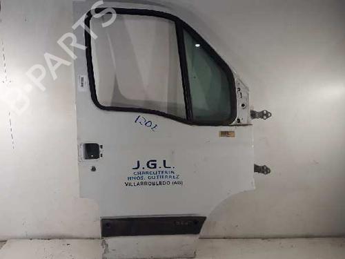 Used Right front door RENAULT MASTER II Van (FD) [1997-2013]  3041965