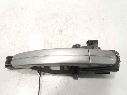 Used Rear left exterior door handle Rear left exterior door handle FORD C-MAX (DM2) 2.0 TDCi (136 hp) 4818513 4818513