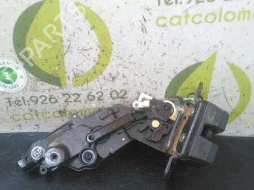 Used Tailgate lock KIA CERATO I Hatchback (LD) [2004-2010]  3125241