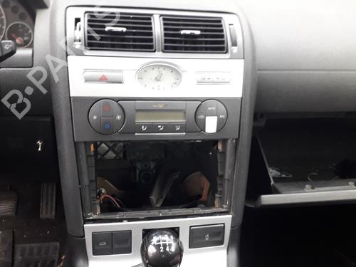 Fuse box FORD MONDEO III (B5Y)  | BP14921263E1 
