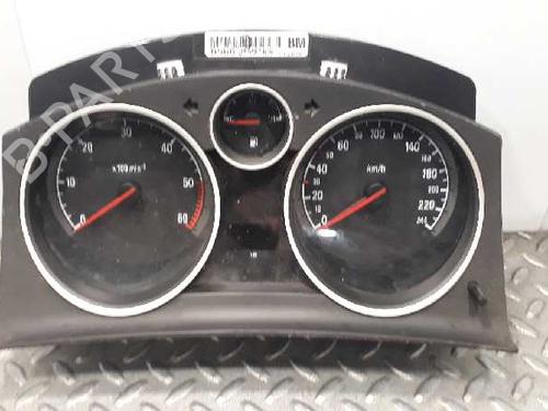 Used Instrument cluster OPEL ZAFIRA / ZAFIRA FAMILY B (A05) [2005-2019]  7178572