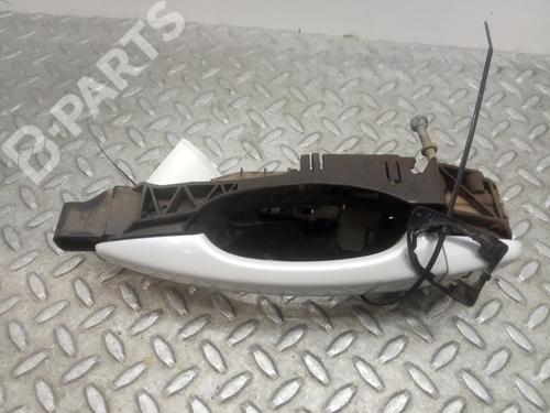front-left-exterior-door-handle-citroen-c4-cactus-16-bluehdi-100-2014-9428126 main image