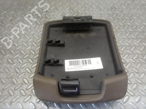 Armrest / Center console NISSAN PATHFINDER III (R51) 2.5 dCi 4WD (171 hp) 10112898