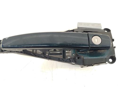 front-left-exterior-door-handle-opel-astra-j-p10-2009-2010-2011-2012-2013-2014-2015-2016-34213989 main image
