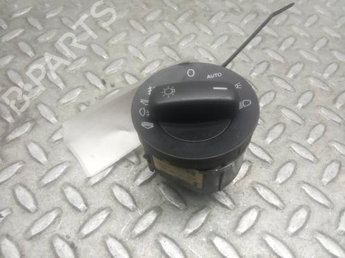 Used Headlight switch AUDI A8 D3 (4E2, 4E8) 4.0 TDI quattro (275 hp) 11856806