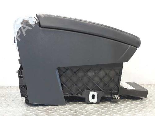 Used Armrest / Center console VW PASSAT B6 (3C2) [2005-2010]  7154686