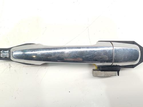 Used Front right exterior door handle Front right exterior door handle MITSUBISHI L200 / TRITON (KA_T, KB_T) 2.5 DI-D (KA4T) (136 hp) 33401448 33401448