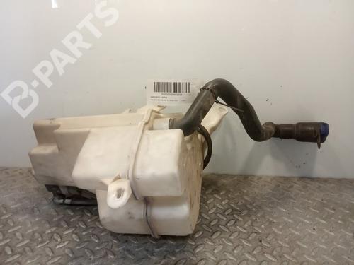 Used Windscreen washer tank Windscreen washer tank VOLVO V70 III (135) 2.4 D (163 hp) 9363412 9363412