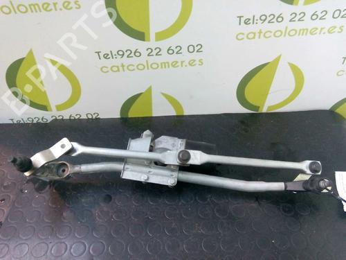 Used Front wiper motor BMW 1 (E87) 118 d (122 hp) 3051932