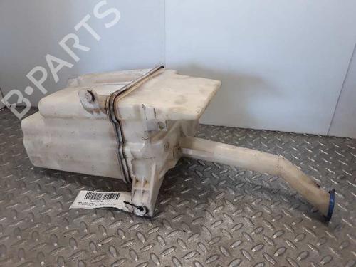 Used Windscreen washer tank TOYOTA AVENSIS Saloon (_T25_) [2003-2009]  7433771