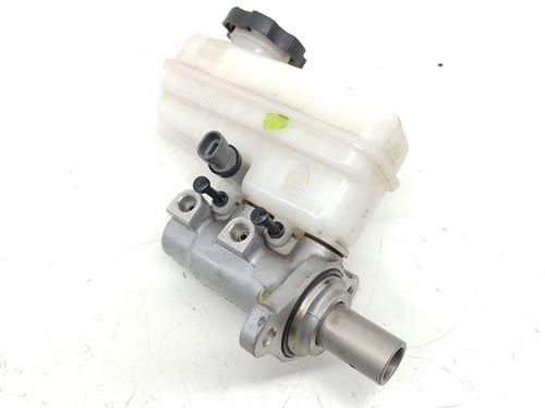 Used Brake master cylinder Brake master cylinder OPEL ANTARA A (L07) 2.2 CDTi 4x4 (163 hp) 33621627 33621627