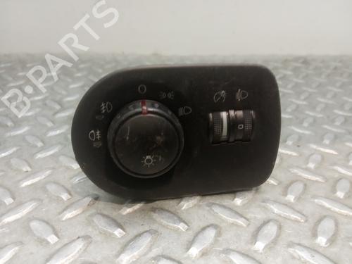 Used Headlight switch SEAT LEON (1P1) 1.9 TDI (105 hp) 9766969