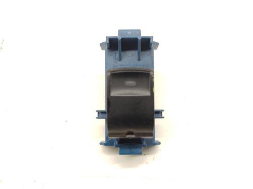 Used Right rear window switch TOYOTA AVENSIS Saloon (_T27_) 2.0 D-4D (ADT270_, ADT270R) (124 hp) 31996110