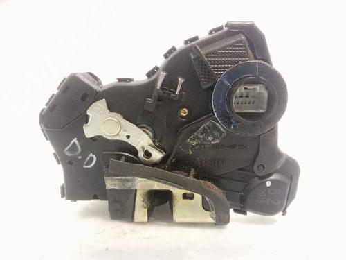 Used Front right lock TOYOTA COROLLA (_E12_) 2.0 D-4D (CDE120R, CDE120L_) (116 hp) 4680622