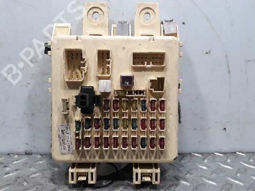 Used Fuse box HYUNDAI ELANTRA III (XD) 2.0 CRDi (113 hp) 3536444