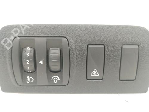 Used Switch RENAULT MEGANE III Hatchback (BZ0/1_, B3_) [2008-2025]  25872590