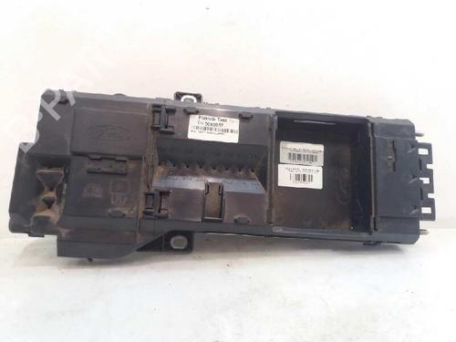 Used Fuse box FORD TRANSIT V363 Van (FCD, FDD) 2.2 TDCi (125 hp) 4680447