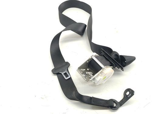 Used Rear center seatbelt MERCEDES-BENZ C-CLASS (W204) C 200 CDI (204.001) (136 hp) 31068605