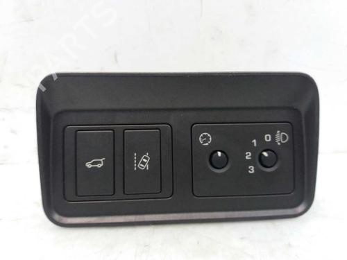 Used Headlight switch Headlight switch LAND ROVER RANGE ROVER EVOQUE (L538) 2.0 D 4x4 (150 hp) 14230706 14230706
