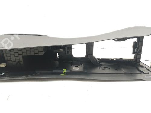 Middle console RENAULT MEGANE III Hatchback (BZ0/1_, B3_) 2.0 dCi (BZ0L) | BP31998550I22 