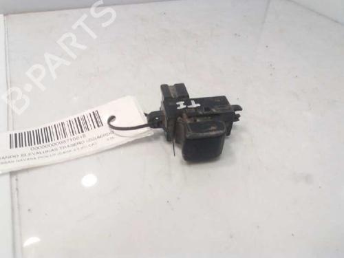 Venstre bak elrute bryter NISSAN NAVARA NP300 (D40) 2.5 dCi (144 hp) 5128388