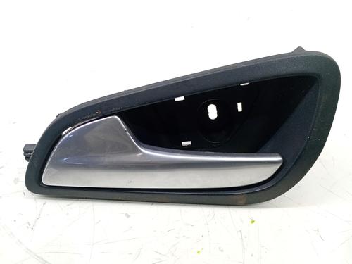 Used Front left interior door handle Front left interior door handle 39560298 39560298
