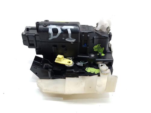 front-left-lock-dacia-dokker-mpv-ke_-2012-2013-2014-2015-2016-2017-2018-2019-2020-2021-32772253 main image