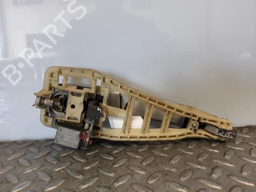 Klamka zewnętrzna drzwi przednich prawych OPEL VECTRA C (Z02)  | BP3044063C129 