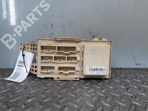 Used Fuse box Fuse box HYUNDAI SANTA FÉ II (CM) 2.2 CRDi (155 hp) 8404619 8404619