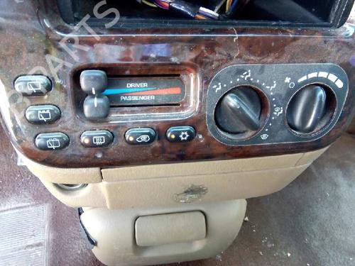 Front left lock CHRYSLER VOYAGER / GRAND VOYAGER III (GS_, NS_)  | BP3078067C98 