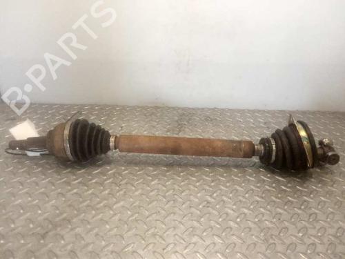 Used Left front driveshaft RENAULT LAGUNA II (BG0/1_) [2001-2007]  6134955