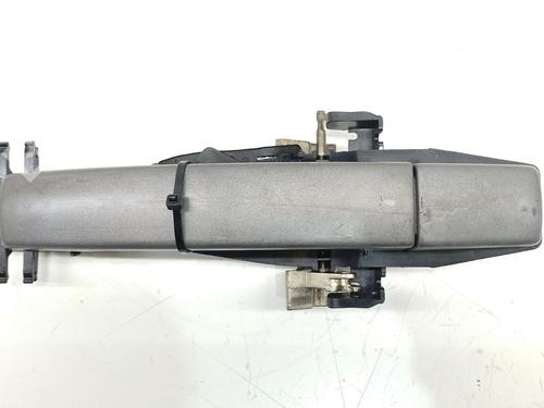 front-right-exterior-door-handle-land-rover-range-rover-sport-i-l320-2005-2006-2007-2008-2009-2010-2011-2012-2013-32173398 main image